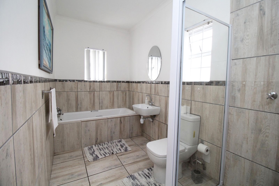 3 Bedroom Property for Sale in Paternoster Western Cape